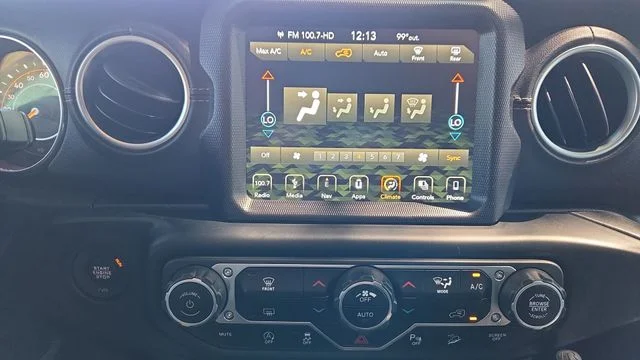 Used 2018 Gray Jeep Unlimited Sahara image 43