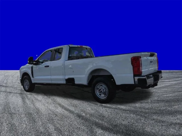 New 2027 Oxford White Ford F-350® XL image 6
