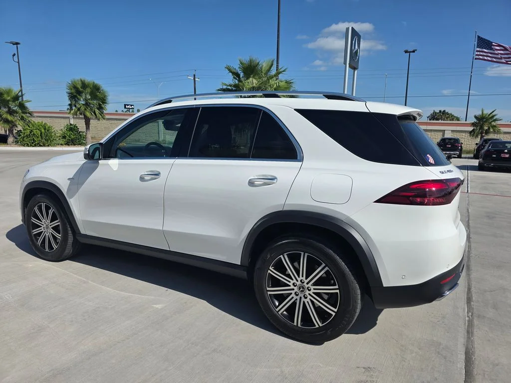 Certified Used 2025 White Mercedes-Benz GLE 450e image 26