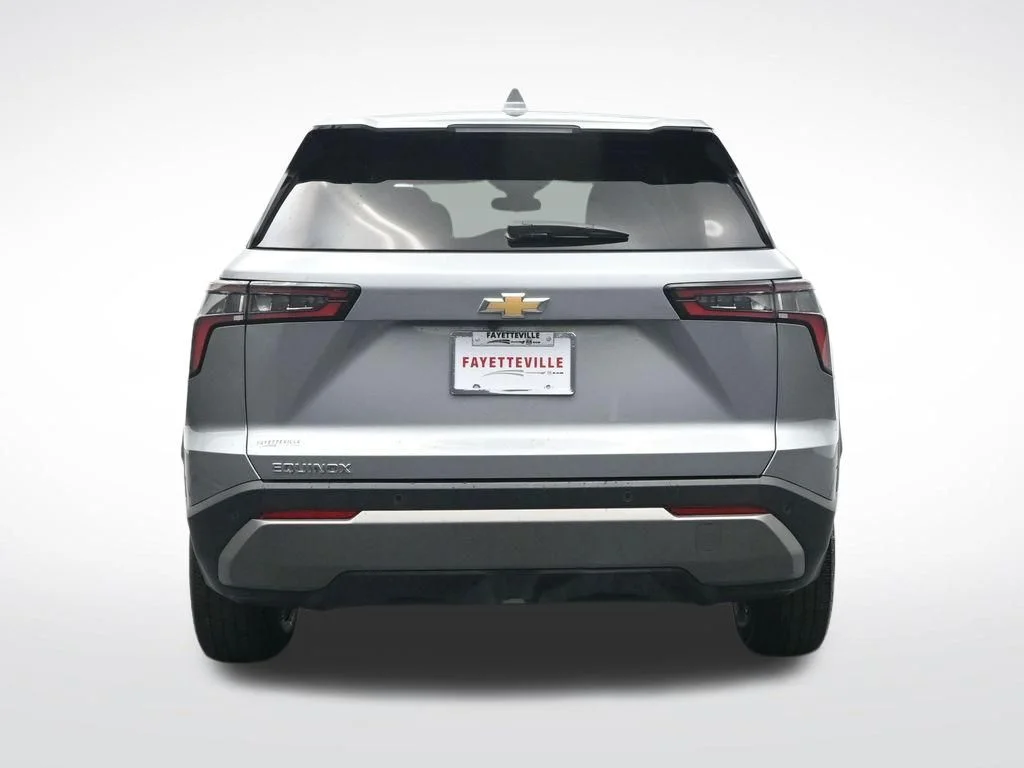 Used 2025 Gray Chevrolet LT image 7