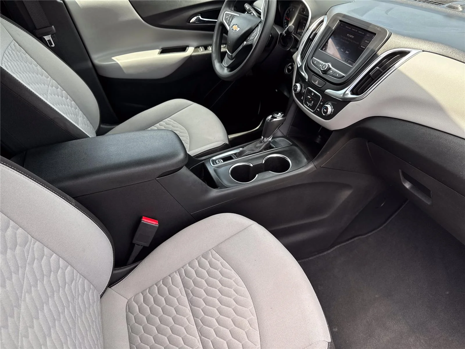 Used 2021 SILVER ICE METALLIC Chevrolet LS image 34