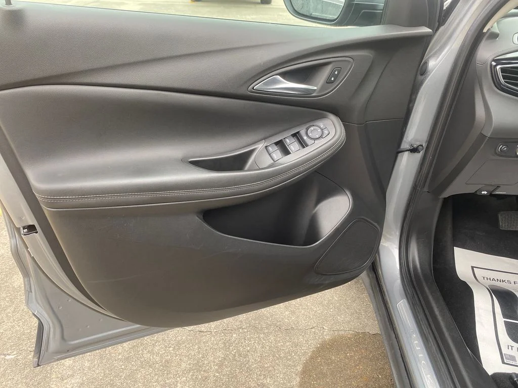 Used 2023 Gray Buick Preferred image 13