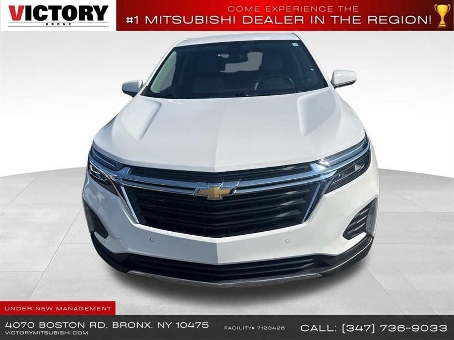 Used 2023 White Chevrolet LT image 2