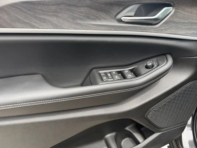 New 2026 Gray Jeep Altitude image 12