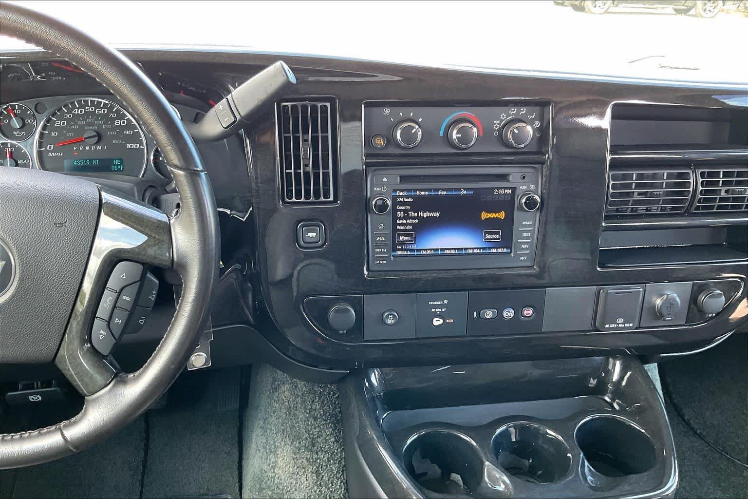 Used 2017 Cyber Gray Metallic Chevrolet  image 6