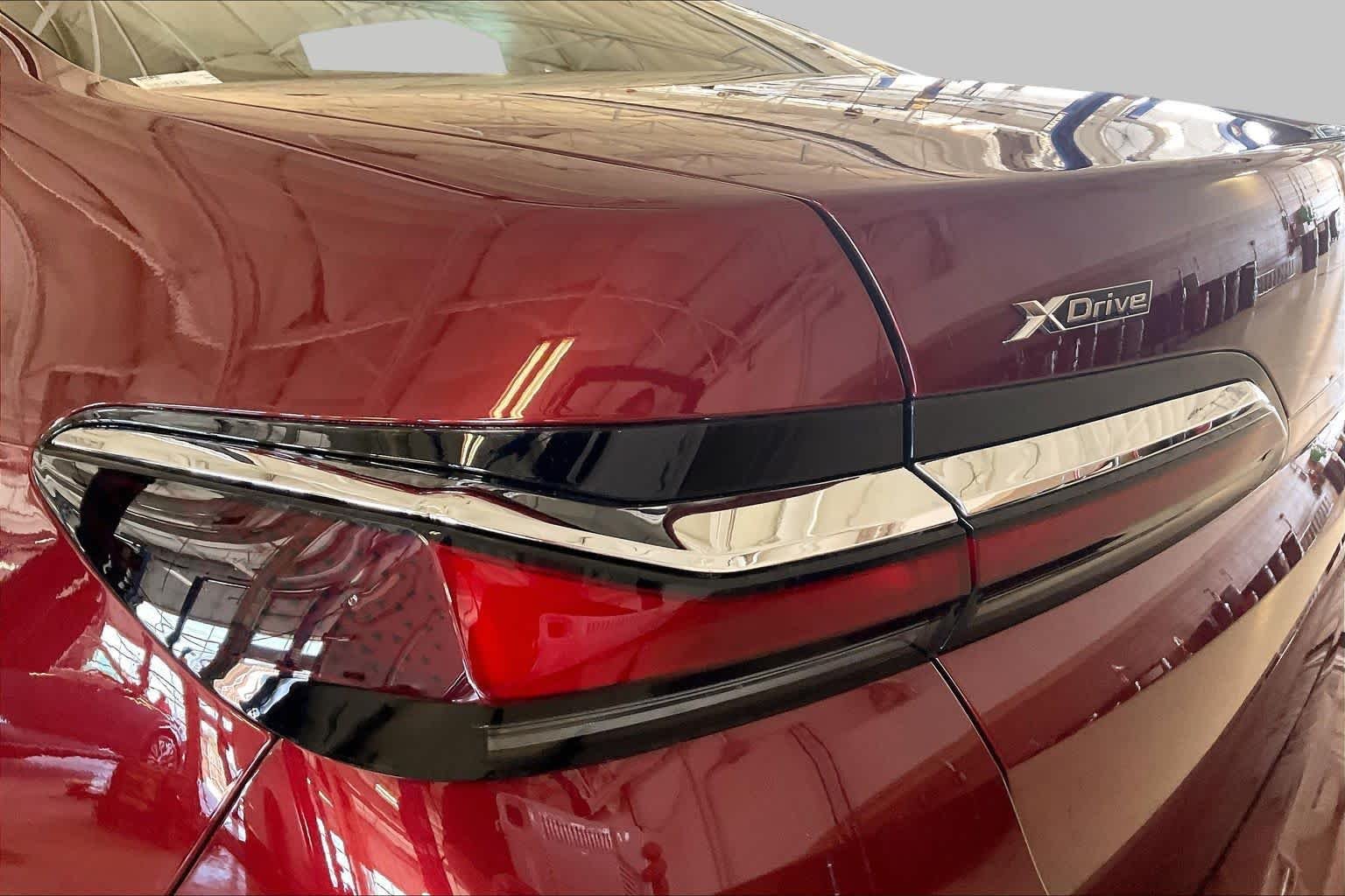 New 2026 Aventurin Red Metallic BMW 740i xDrive image 14