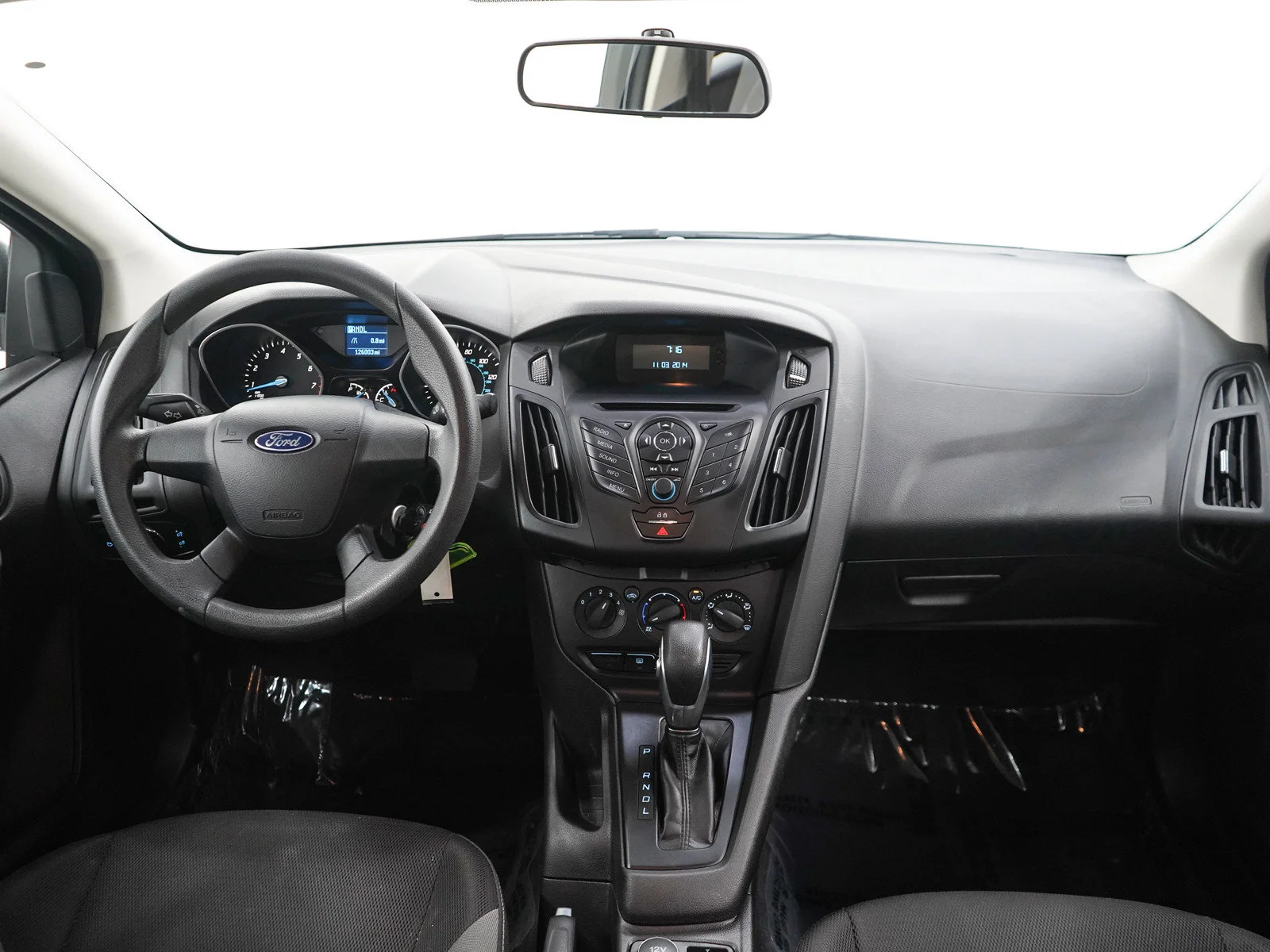 Used 2014 Oxford White Ford S image 13