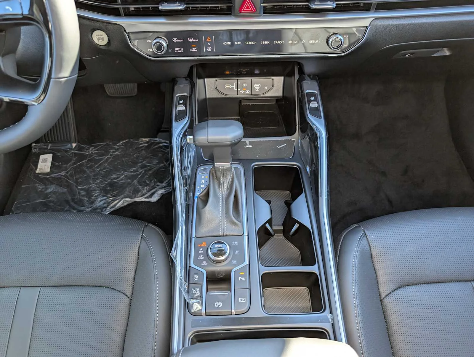 2026 Kia Sorento S - Photo 13
