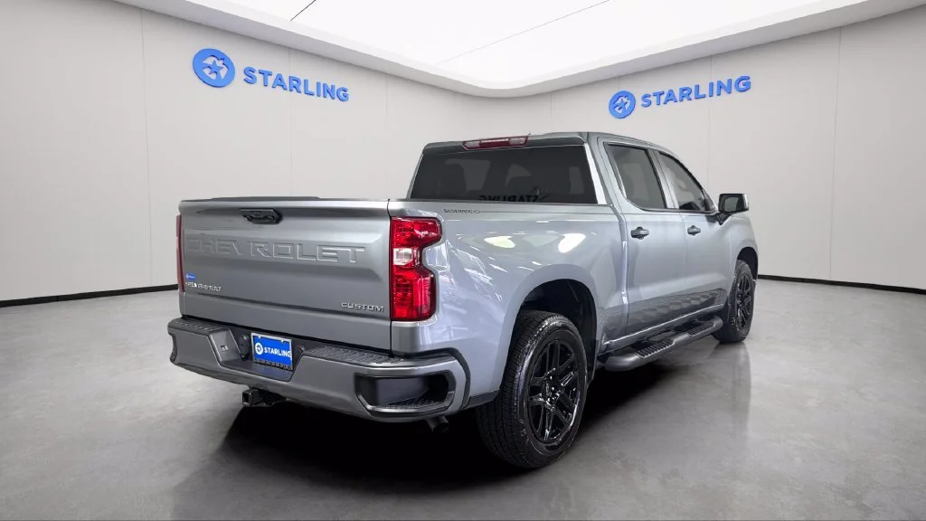 2024 Chevrolet Silverado 1500 Custom - Photo 8