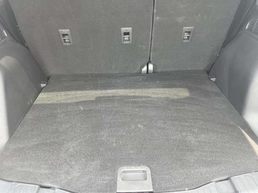 New 2026 Space Silver Metallic Ford Active image 18