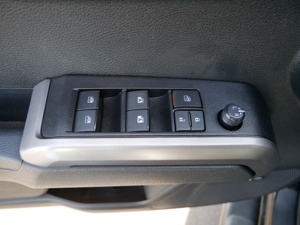 2023 Toyota Tacoma Limited - Photo 17