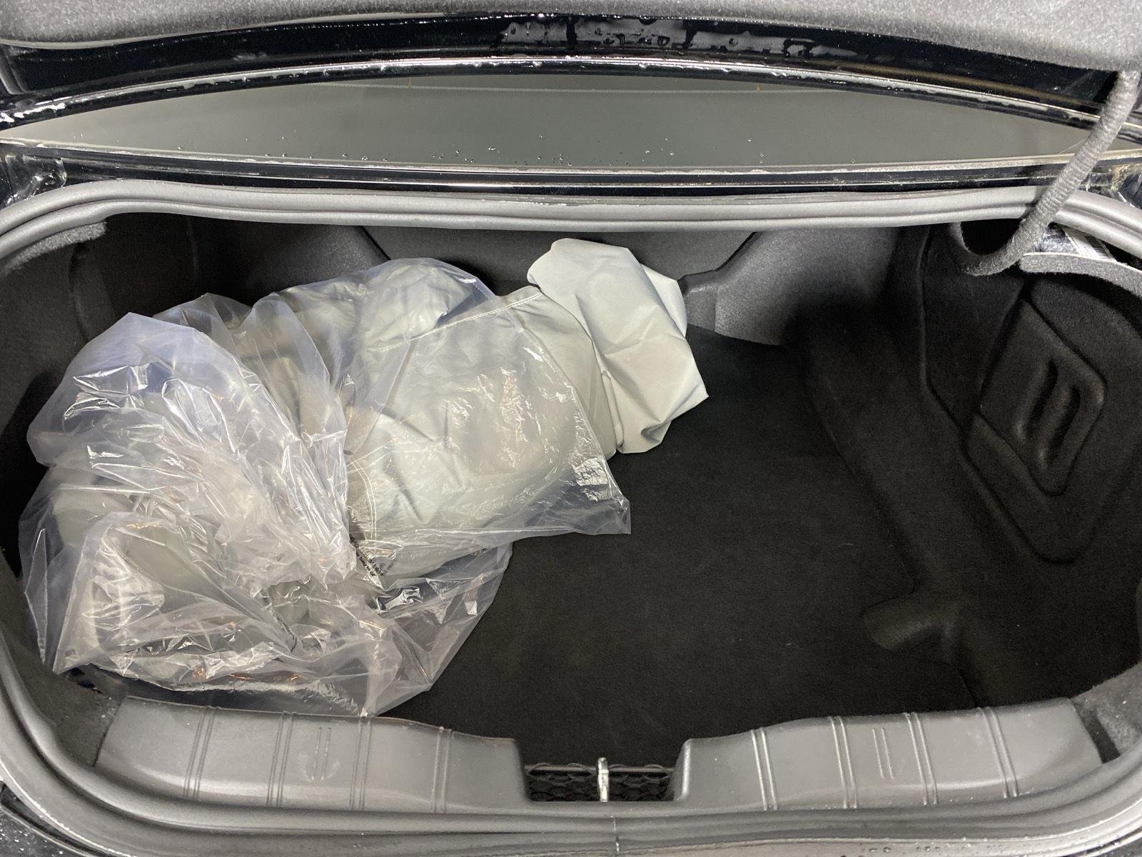 Used 2018 Black Chevrolet 2SS image 25