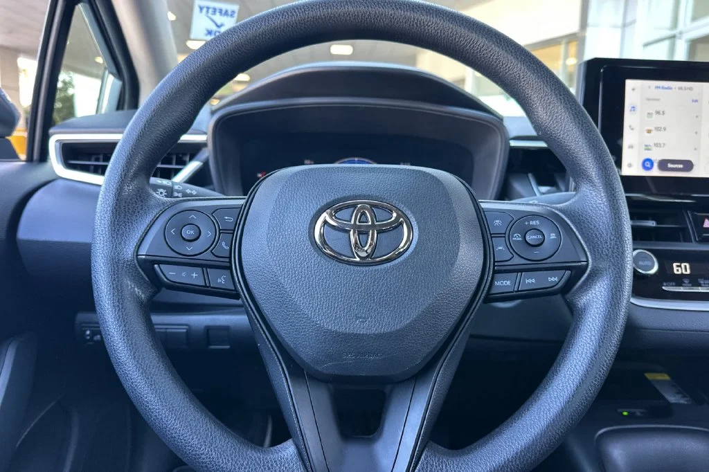 Certified Used 2026  Toyota LE image 22