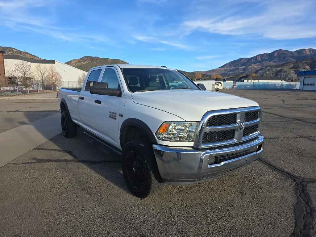 Used 2015 Bright White Clearcoat Ram Tradesman image 24