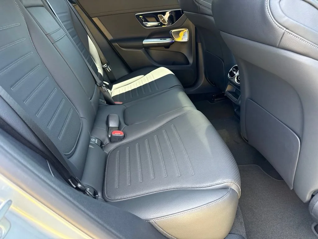 New 2026 Cirrus Silver Metallic Mercedes-Benz GLC 300 image 21