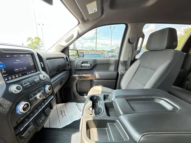 Used 2020 Cardinal Red GMC SLE image 44