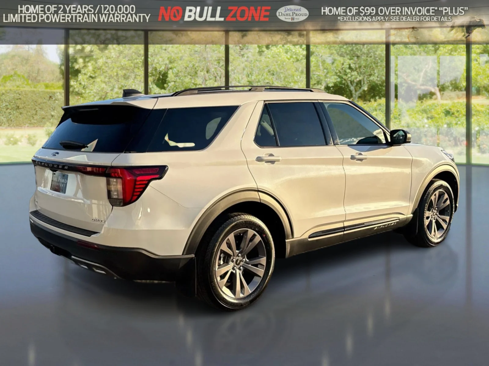 New 2026 Star White Metallic Tri-Coat Ford Active image 5