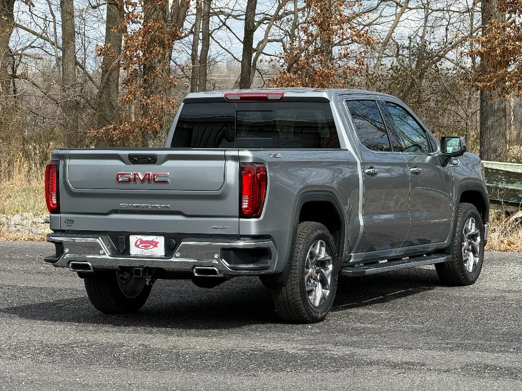 2026 GMC Sierra 1500 SLT - Photo 12