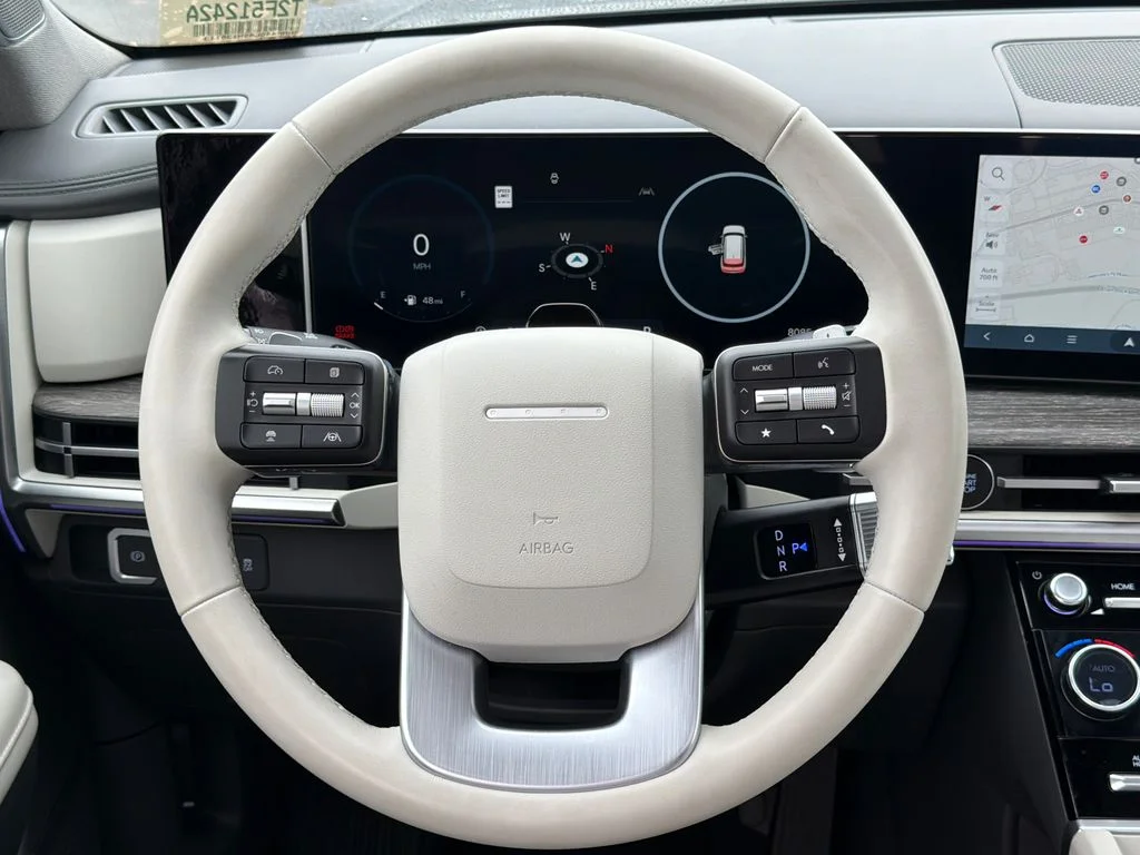 Used 2025 Black Hyundai Limited image 24