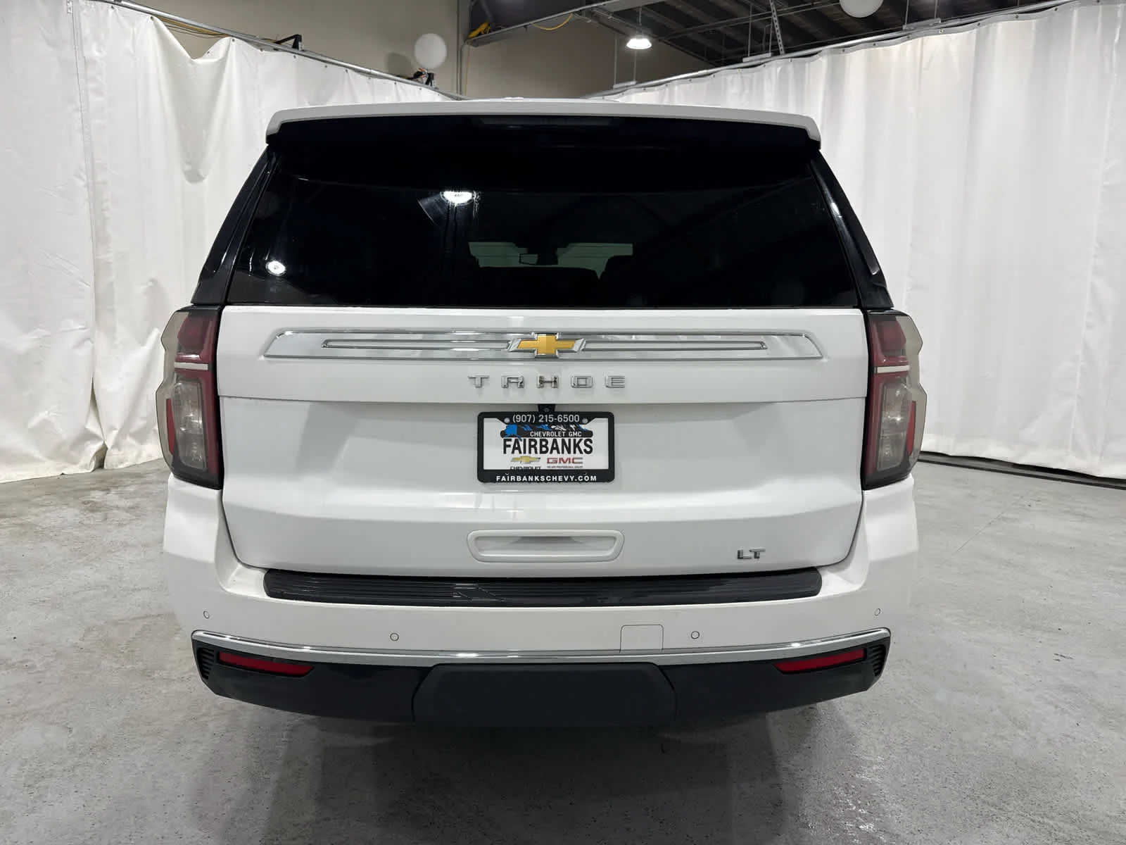 Used 2024 Summit White Chevrolet LT image 4