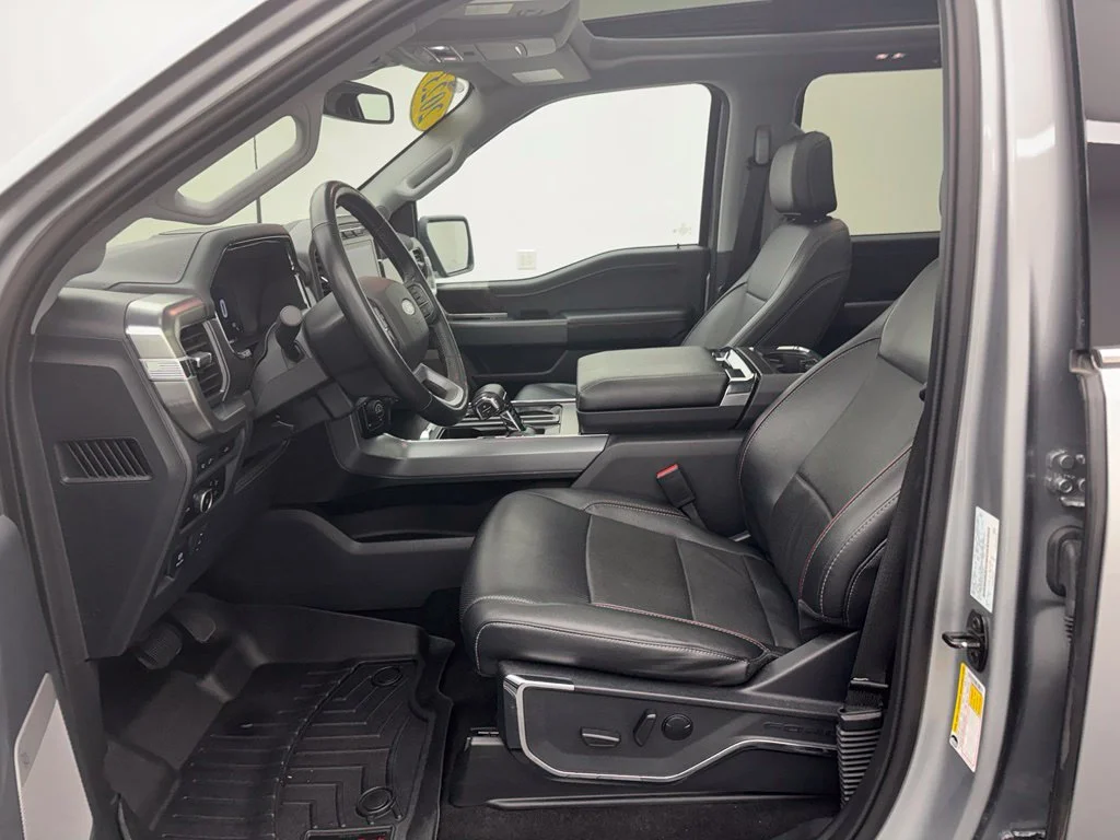 Used 2023 Silver Ford Lariat image 22