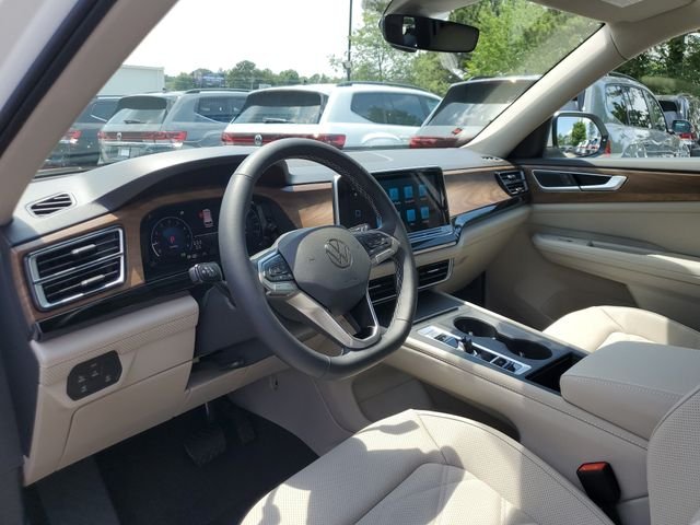 New 2026 White Volkswagen SE image 18