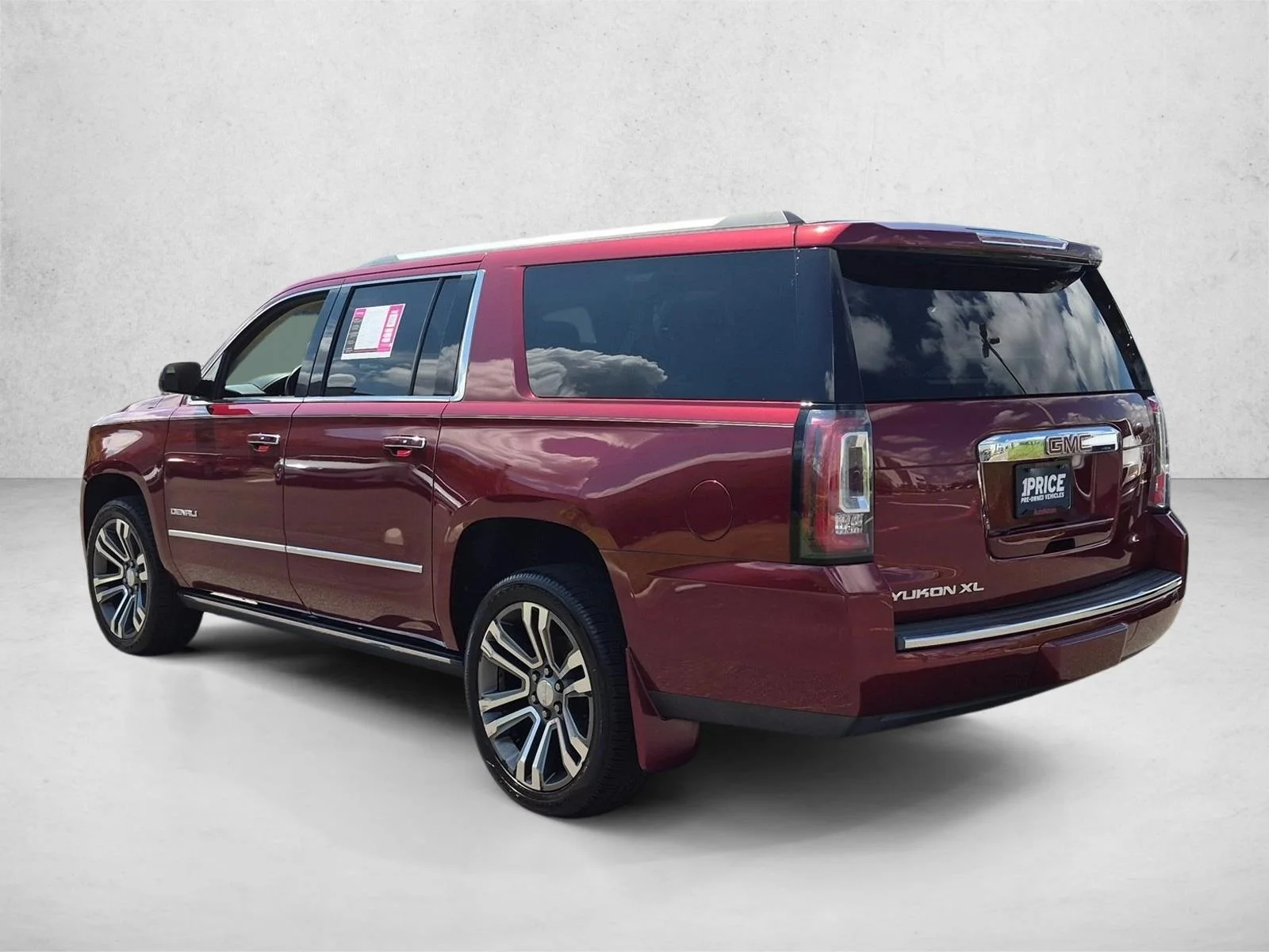 Used 2019 Crimson Red Tintcoat GMC Denali image 8