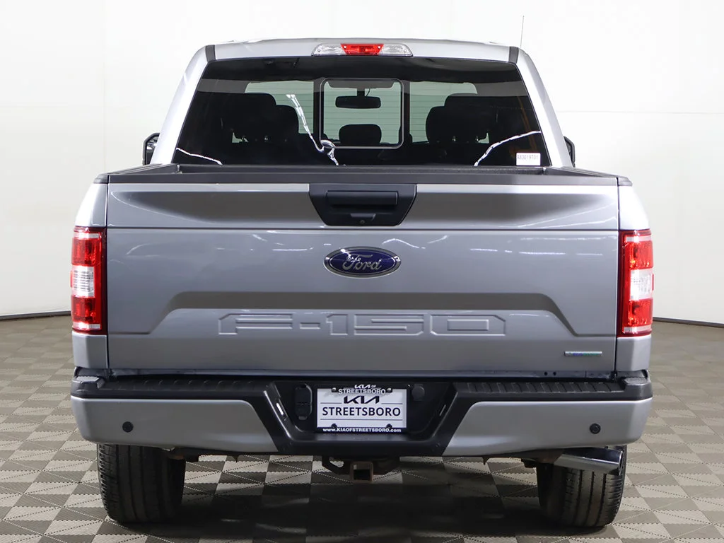 Used 2020 Silver Ford XLT image 10