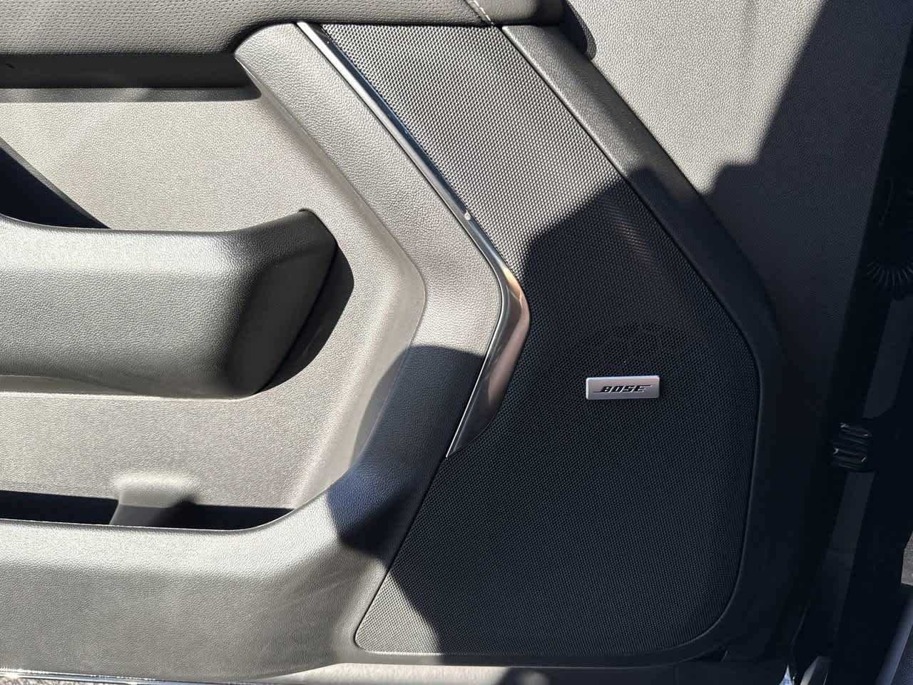 2026 Chevrolet Suburban Premier - Photo 32