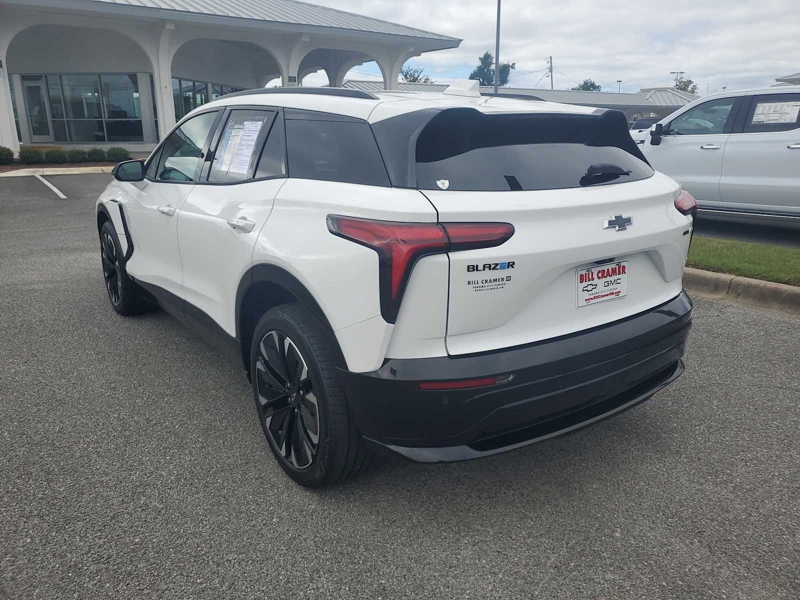 2024 Chevrolet Blazer EV RS photo 3