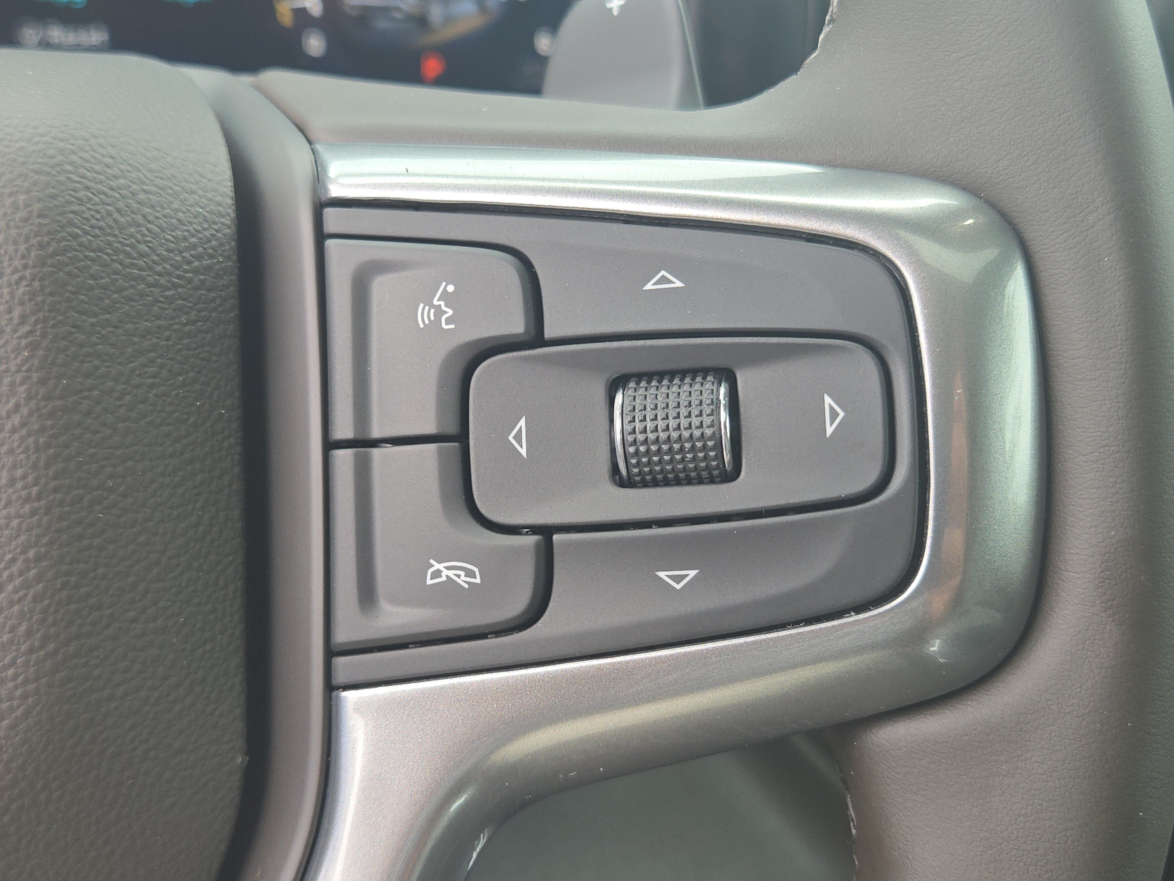 2026 Chevrolet Silverado 1500 LTZ - Photo 25