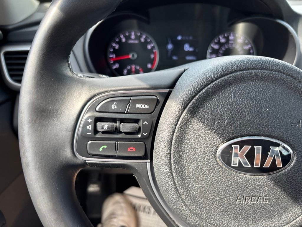Used 2018 Gray Kia S image 23