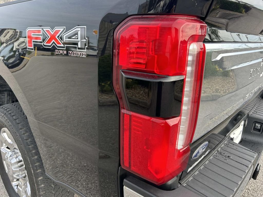 Certified Used 2024 Agate Black Metallic Ford King Ranch image 11