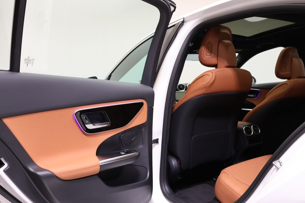 New 2026 Polar White Mercedes-Benz C 300 image 42