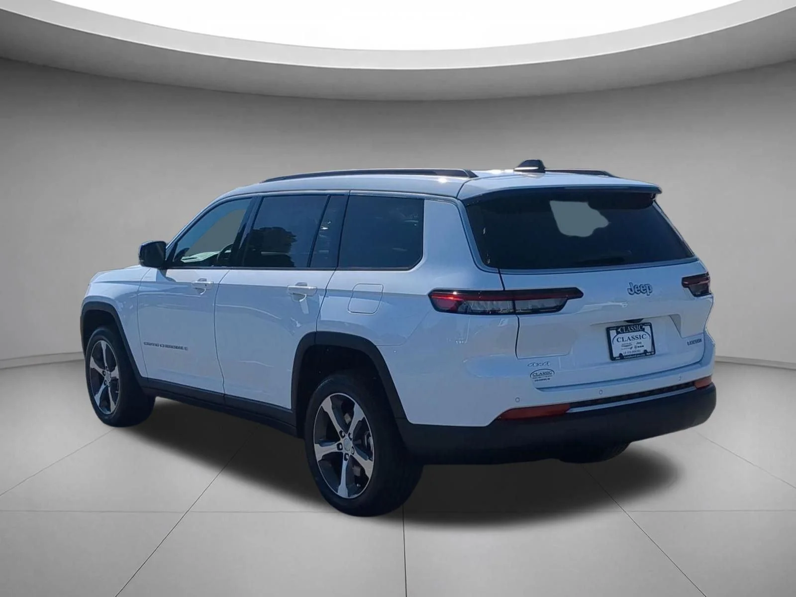 New 2026 Bright White Clear-Coat Exterior Paint Jeep Limited image 3