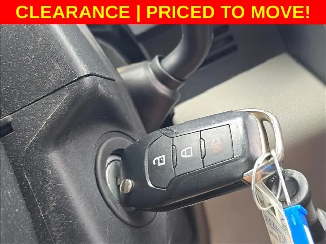 Used 2018 Gray Ford XLT image 28