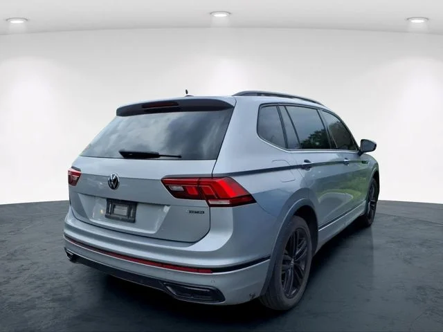 Used 2022 Silver Volkswagen 2.0T SE R-Line Black image 12