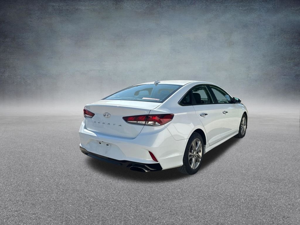 Used 2019 White Hyundai SEL image 6