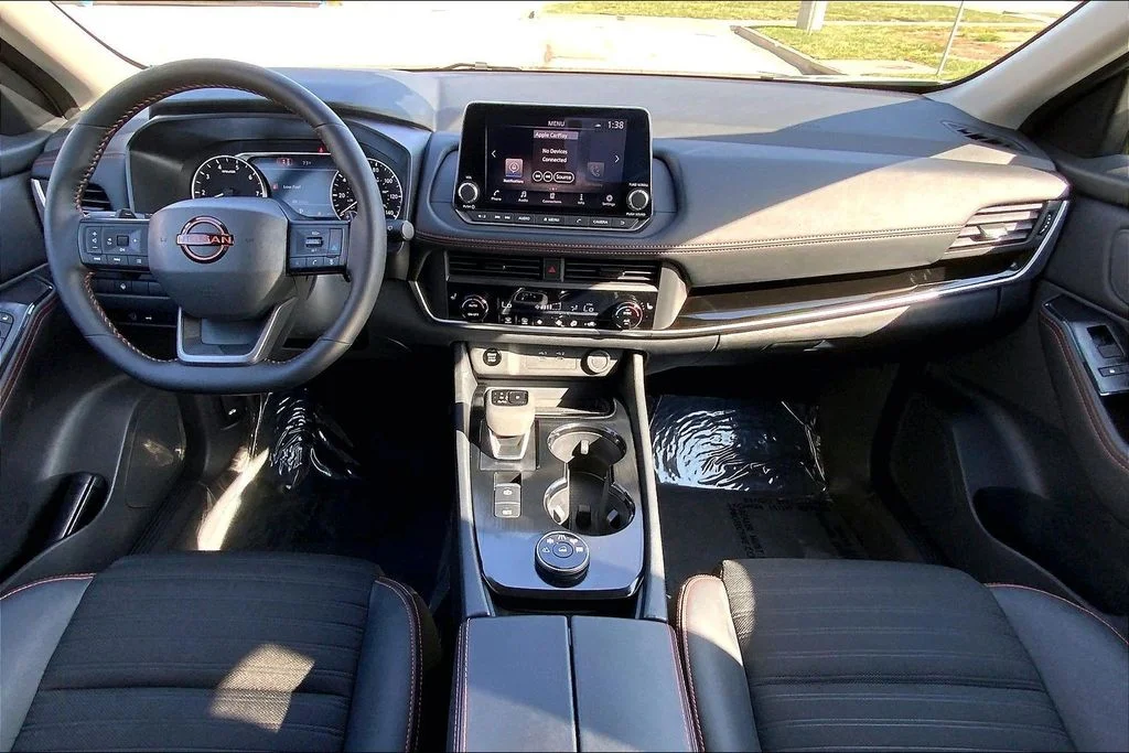 Used 2026 White Nissan Rock Creek image 15
