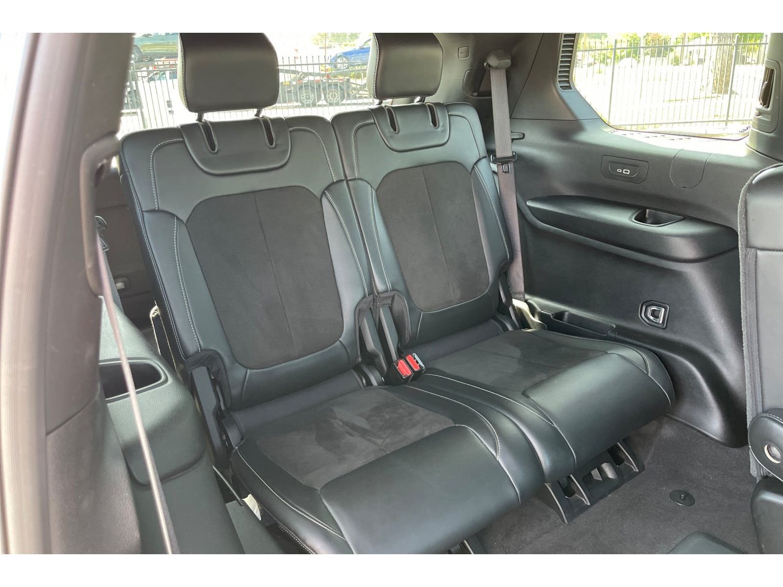 Used 2022 Baltic Gray Metallic Clearcoat Jeep Altitude image 18