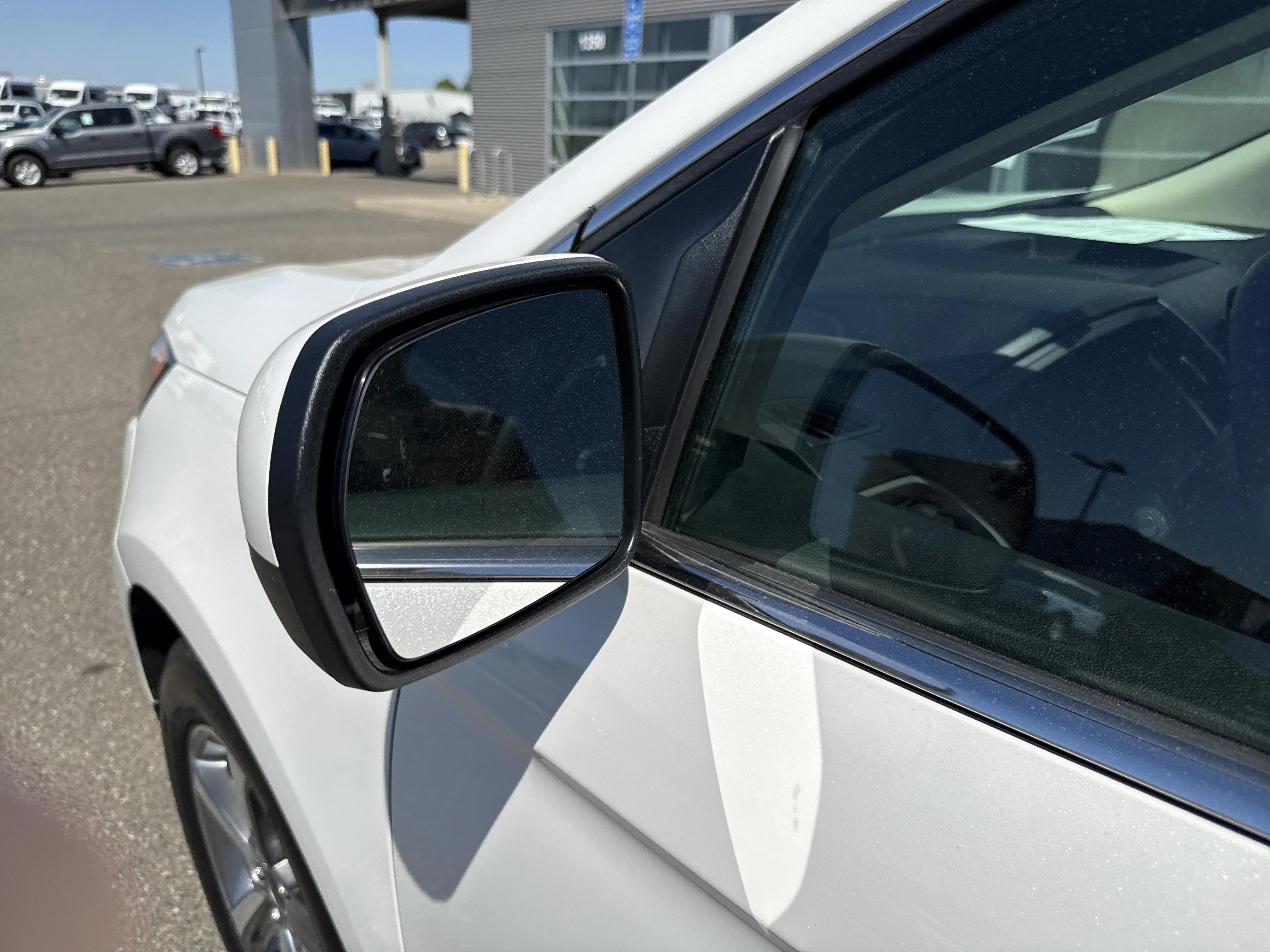 Used 2024 Star White Metallic Tri-Coat Ford SEL image 11