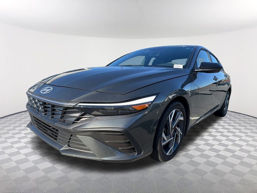 2025 Hyundai Elantra 1.6 SEL Sport's photo