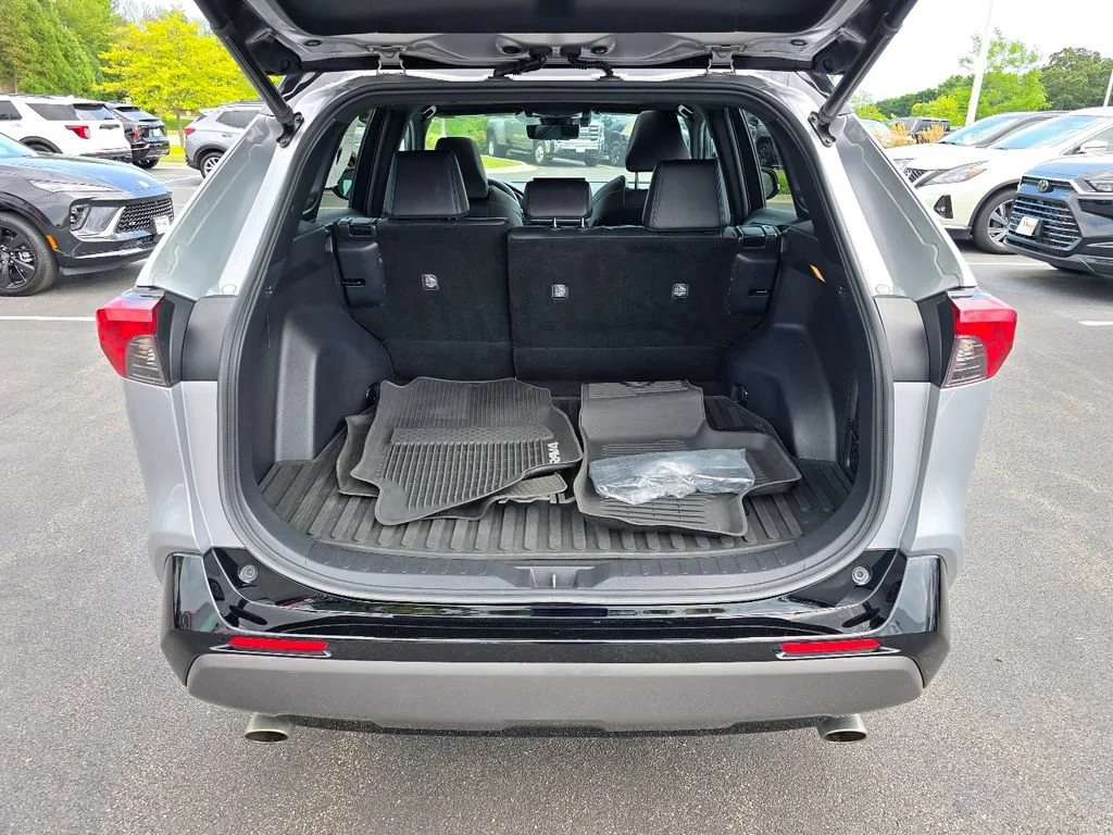 2021 Toyota RAV4 XSE - Photo 27