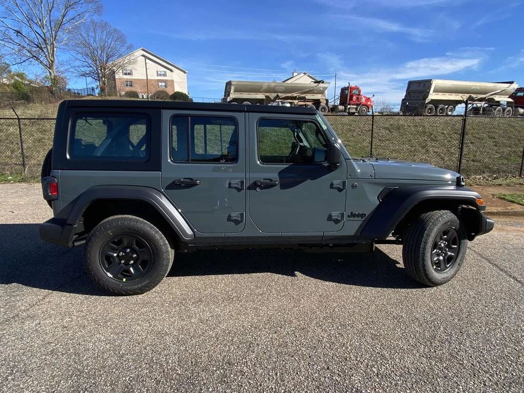 New 2026 Anvil Clear-Coat Exterior Paint Jeep Sport image 7