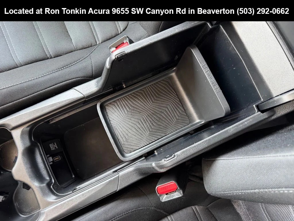 Used 2018 Modern Steel Metallic Honda LX image 24
