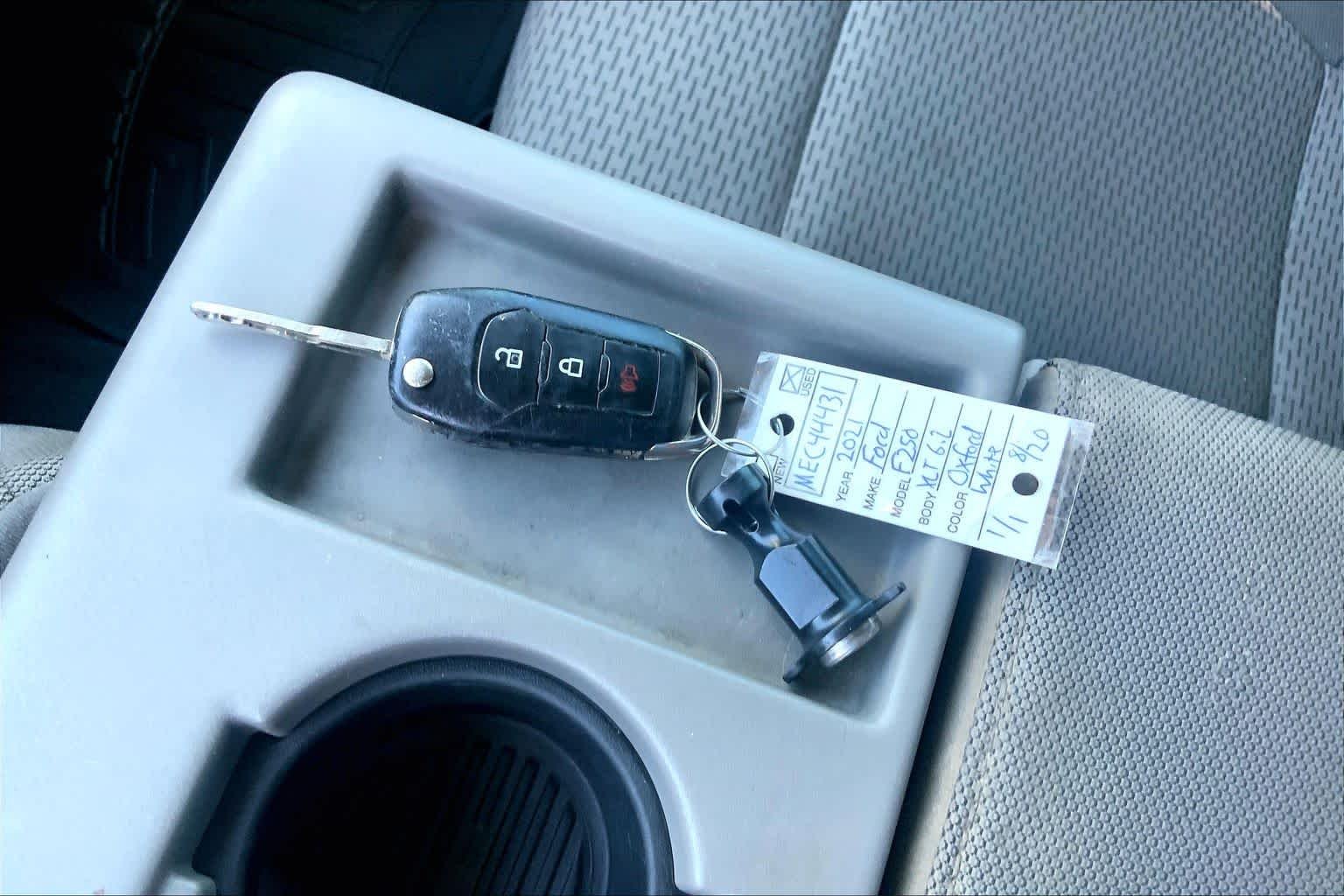 Used 2021 Oxford White Ford XLT image 15