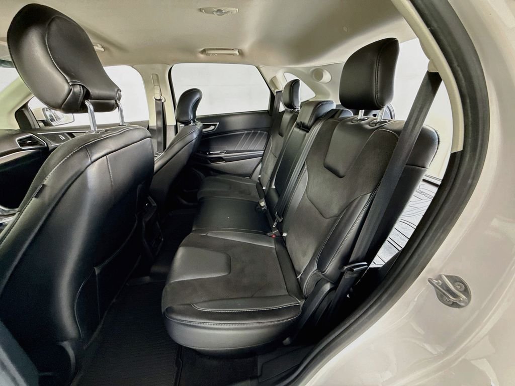 Used 2018 White Platinum Metallic Tri-Coat Ford Sport image 25