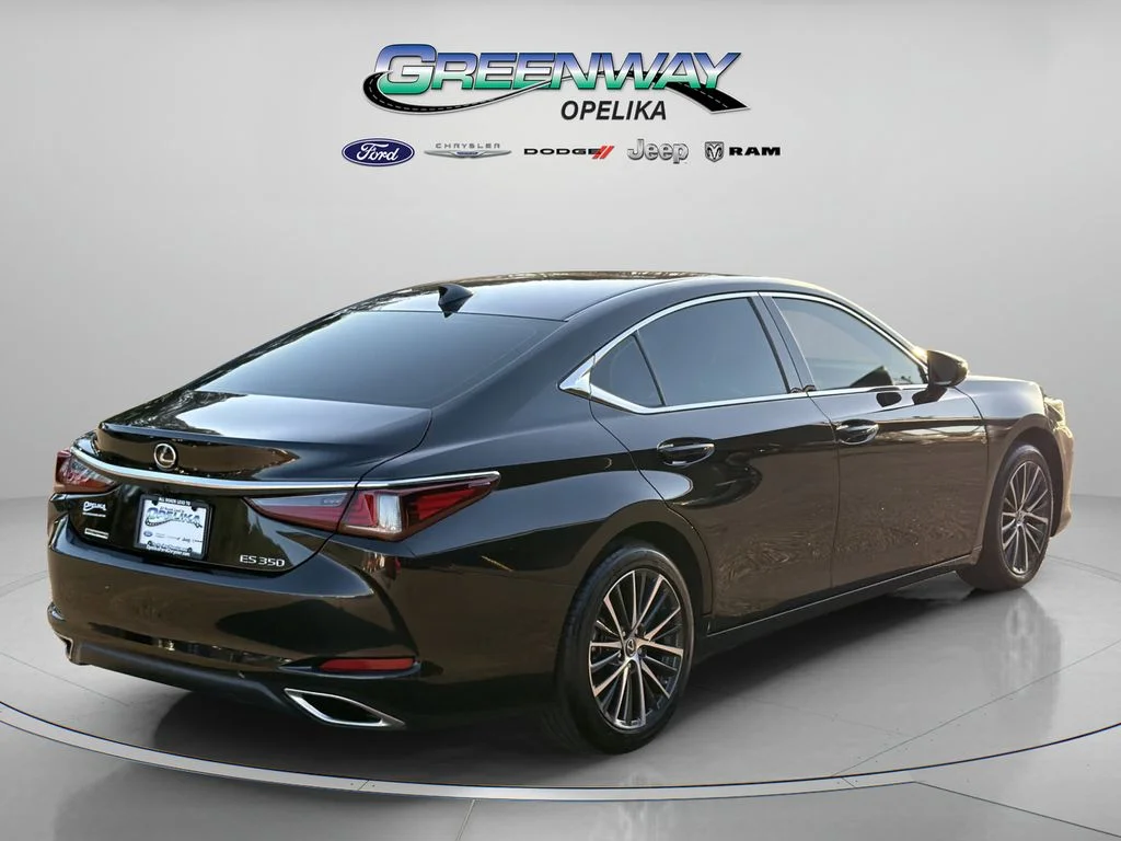 Used 2024 Black Lexus 350 image 7