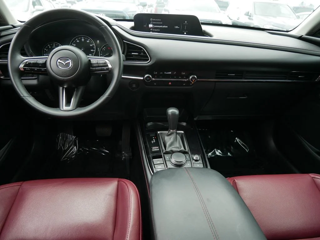 2025 Mazda CX-30 Carbon Edition - Photo 13