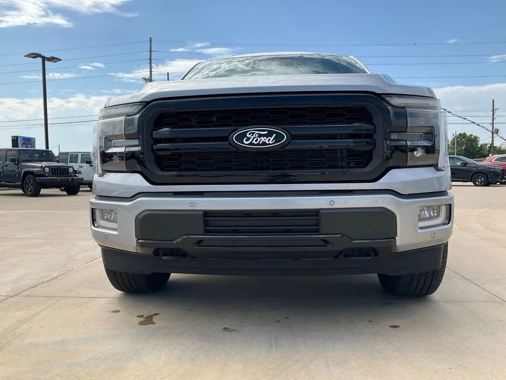 Used 2024 Silver Ford Lariat image 35